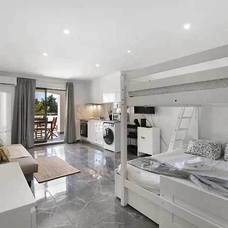 Magnificent * 알부페이라